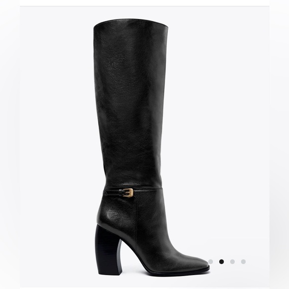 Tory Burch BANANA HEEL BUCKLE BOOT - Picture 1 of 7